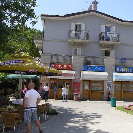 איקה Apartments Zlatko Delic מראה חיצוני תמונה